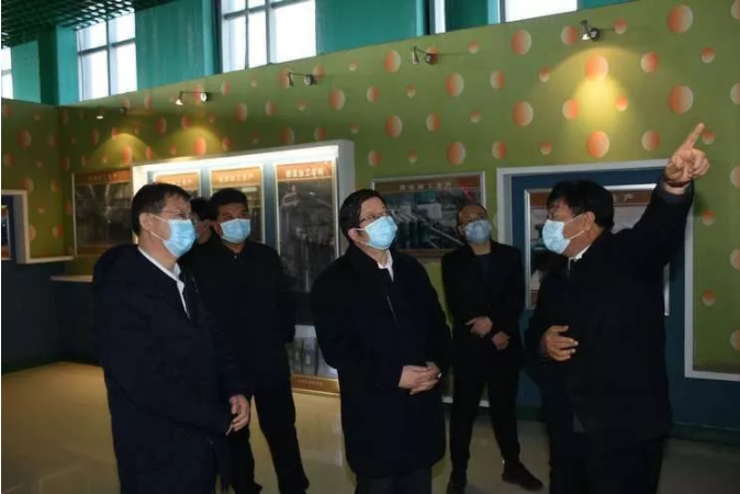錢三雄在臨城縣調研檢查復工復產復市和疫情防控工作時強調 堅持寓防控于常態化運行之中 確?！皟墒侄加?、兩戰都勝”