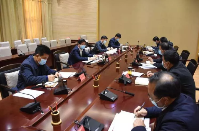 錢三雄在臨城縣調研檢查復工復產復市和疫情防控工作時強調 堅持寓防控于常態化運行之中 確?！皟墒侄加?、兩戰都勝”